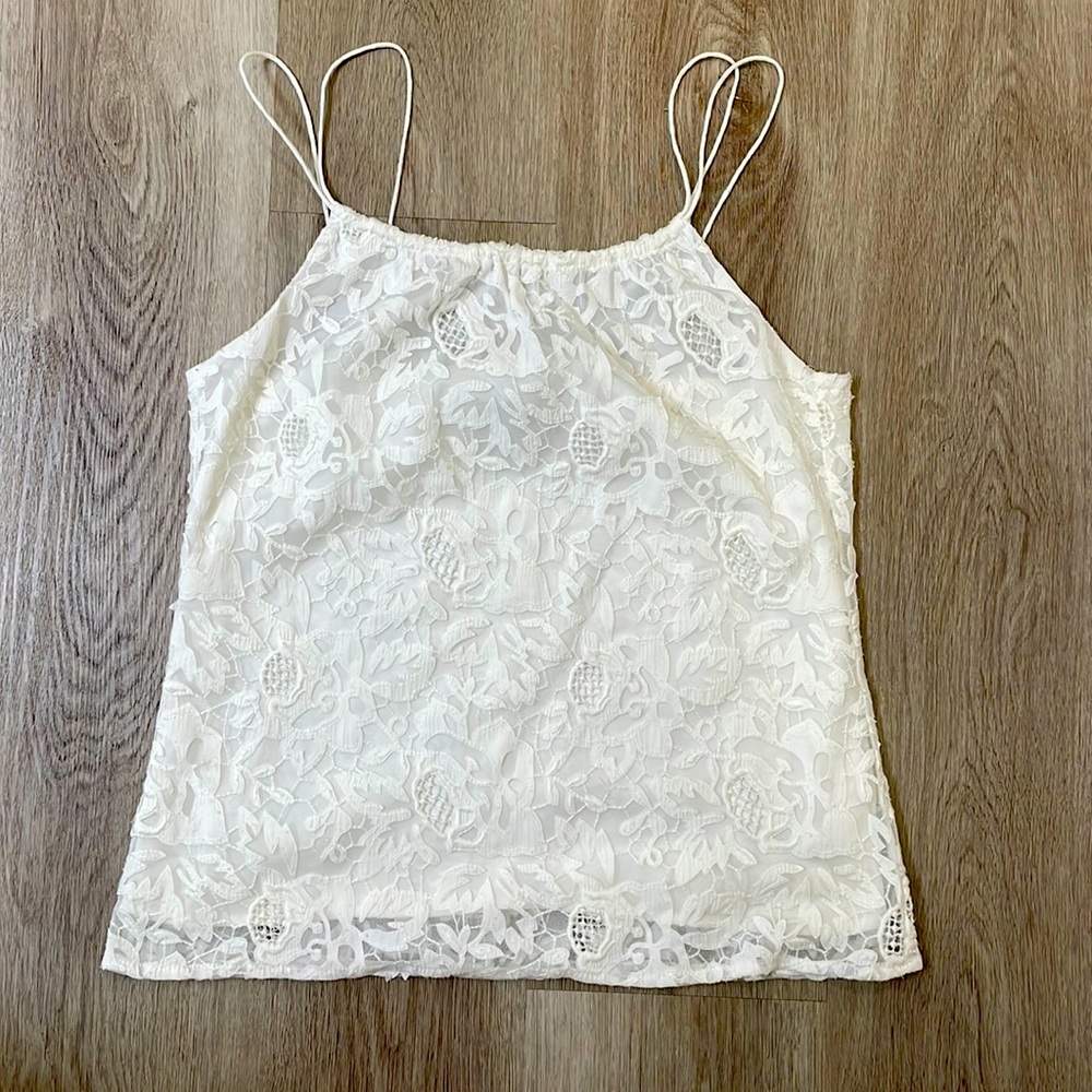 Beautiful lace tank top